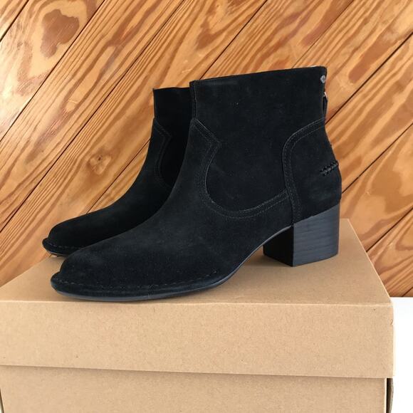 UGG Bandara Black Suede Ankle Boot - Picture 10 of 10